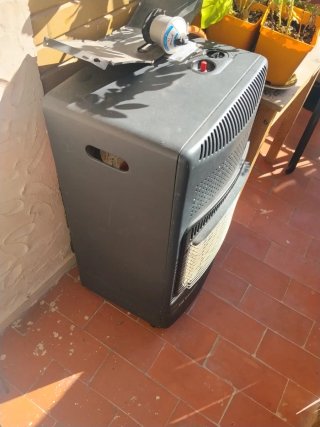Estufa de Gas Negra se regala también bombona extr