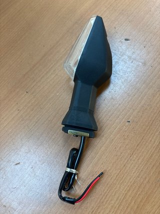 Intermitente Trasero Izquierdo Kawasaki Z900 17-19