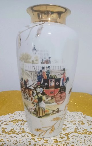 Jarrón Vintage de Porcelana Ecuestre 25cm