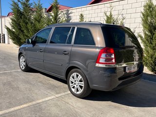 Opel Zafira 2013