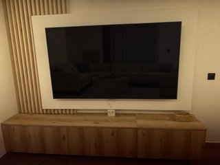 Mueble de televisión de madera