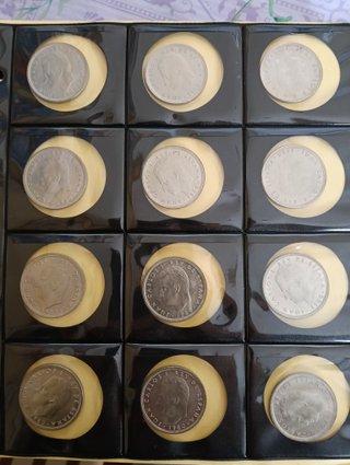 Lote de 12 monedas 50 pesetas 1980