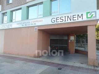 Garaje en venta en Piscinas en Villarreal