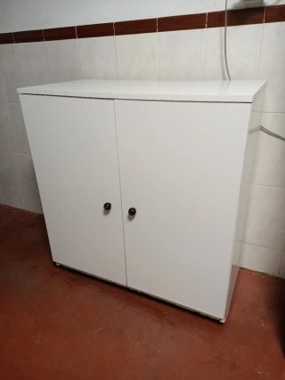 Mueble auxiliar blanco
