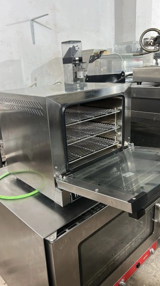 Horno de Convección Profesional de Acero