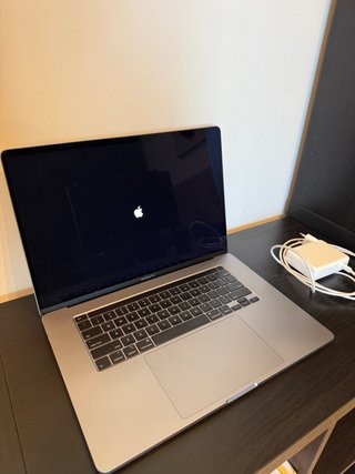 MacBook Pro 16 2019 i9 32GB RAM 1TB SSD