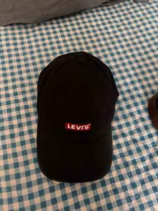 Gorra Levi's Negra