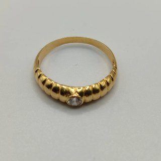 00752 Anillo de Oro 18k con Piedra