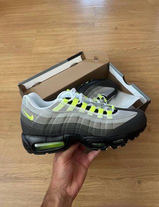 Nike Air Max 95 OG Neon