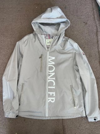 Cortavientos Moncler Gris