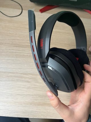 Cascos Astro A10