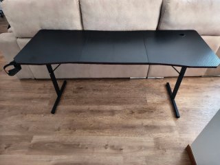 Escritorio Gaming Negro efecto carbono