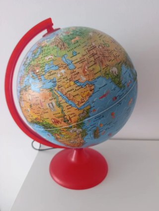 Bola del Mundo Infantil con Luz