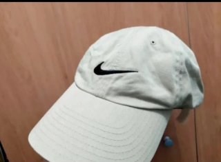 Gorra Nike Vintage Beige