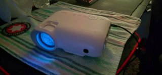 Proyector Yoton Y9 con Pantalla