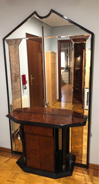 Mueble de entrada con espejo
