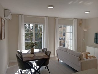 Piso en alquiler en Conde de Ureña - Monte Gibralfaro en Málaga