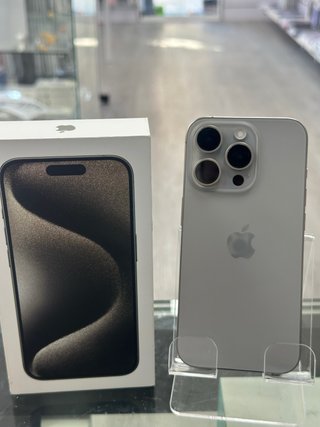 iPhone 15 Pro 256GB 100%