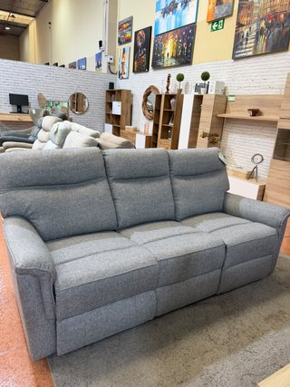 Sofá Eléctrico Reclinable Gris