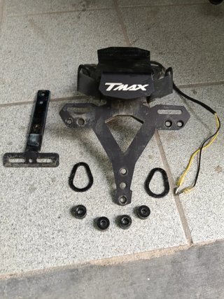 Portamatrículas Yamaha TMAX 530 SX - DX