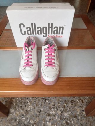 Zapatillas Callaghan Blancas y Rosas Talla 37