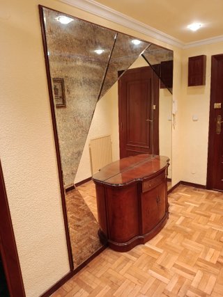 Mueble de entrada con espejo