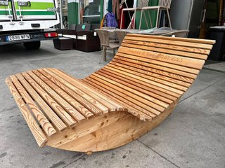 Tumbona de Madera Artesanal