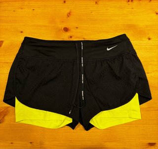 Shorts deportivos mujer Nike