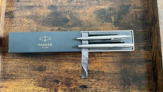Set de Bolígrafo y Pluma Parker (Sin usar)
