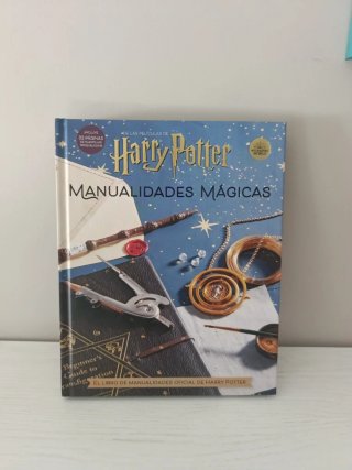 Manualidades mágicas: el libro oficial de manua...