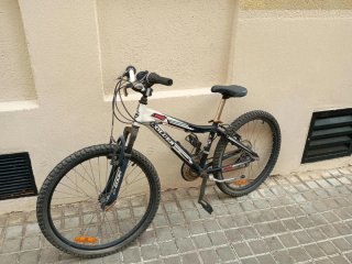 Bicicleta 24" marca Coluer  modelo Randy