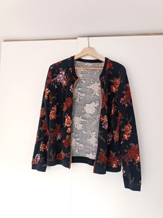 Chaqueta flores