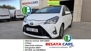 Toyota Yaris 1.5 100H Ecovan Active 74 kW (100 CV)