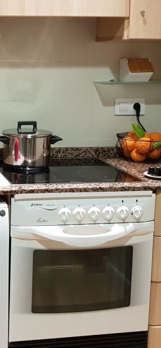 Horno y encimera edesa