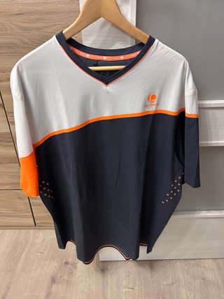 Camiseta deportiva Artengo