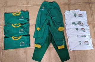 Lote Uniformes Montessori 2-3 años