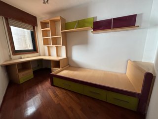Conjunto Cama 90cm con Escritorio y Estantería