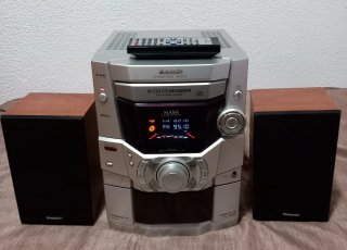 Mini cadena Panasonic SA-AK210
