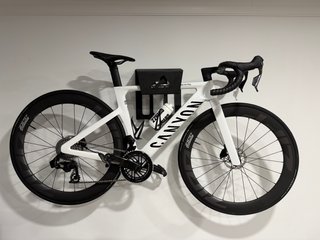 Bicicleta Canyon Aeroad CF SLX 8 AXS