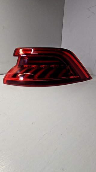 PILOTO TRASERO DERECHO Audi SQ8 (4MN) (2019->)