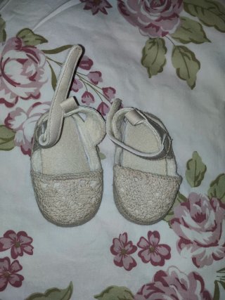 Sandalias para bebé talla 16/17