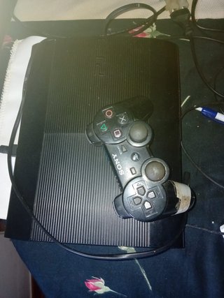 PS3 (PlayStation 3) Super Slim Negra