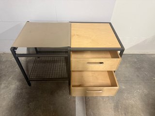 Mueble con cajones IKEA