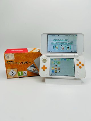 New Nintendo 2DS XL Bianco e Arancione