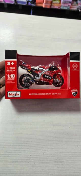Moto Maisto Ducati Desmosedici GP 2025