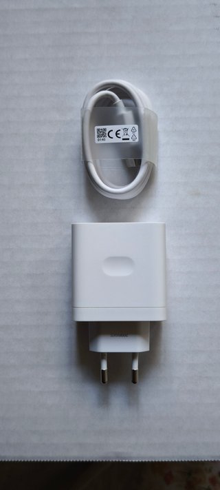 Cargador OPPO SUPERVOOC 80W