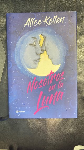 Nosotros en La luna