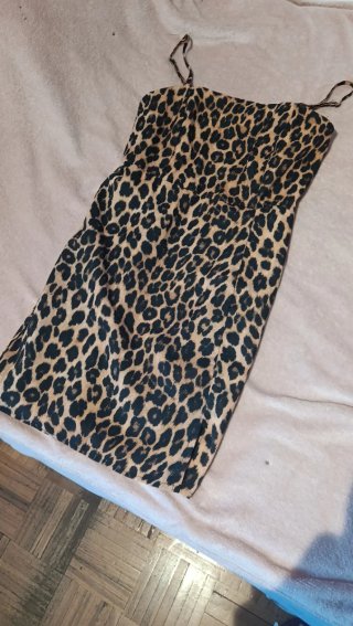 Vestido corto estampado leopardo