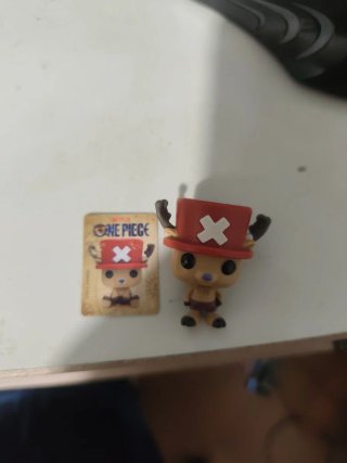 Figura Kinder Joy One Piece Chopper