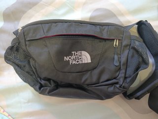 Riñonera The North Face modelo hazy waist bag